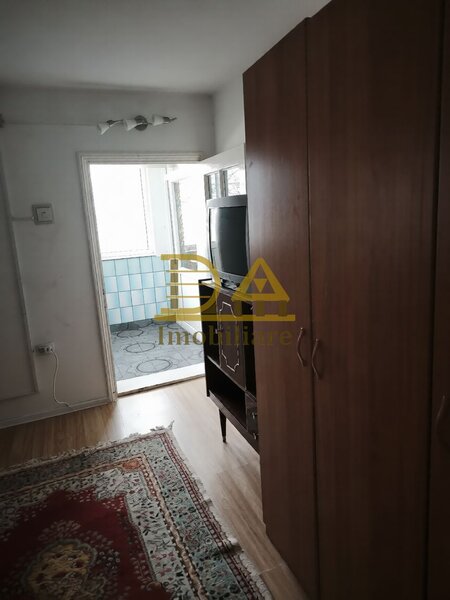 Aparatorii Patriei, garsoniera in vila de inchiriat, centrala proprie,